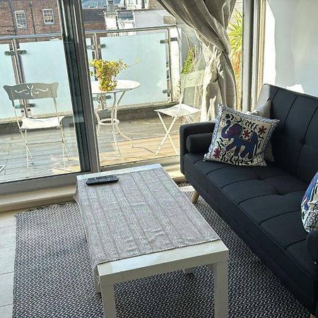 Bright And Airy Islington Apartment لندن المظهر الخارجي الصورة
